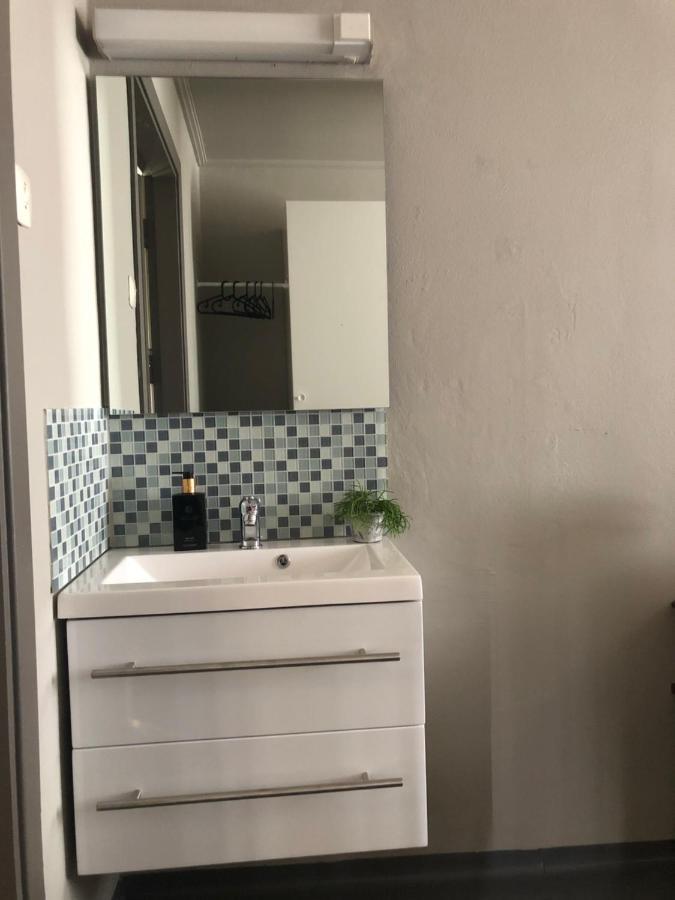 Lovisenlund Hostel Ovrebo Εξωτερικό φωτογραφία